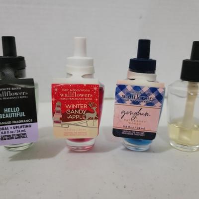 Assorted Wallflowers refills x 4