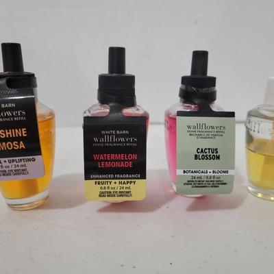 Assorted Wallflowers refills x 4