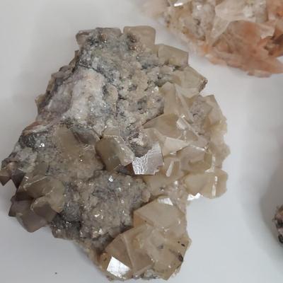 Fluorite, Dolomite & Dog Tooth Calcite (GB-BBL)