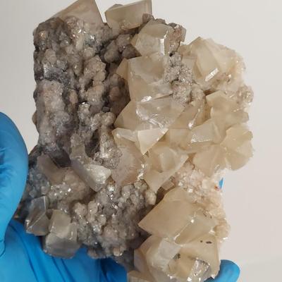Fluorite, Dolomite & Dog Tooth Calcite (GB-BBL)