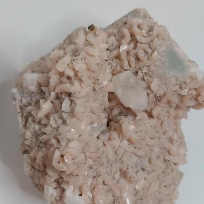 Fluorite, Dolomite & Dog Tooth Calcite (GB-BBL)