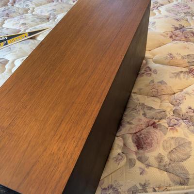 Allison Seven Cabinet Speakers Pair