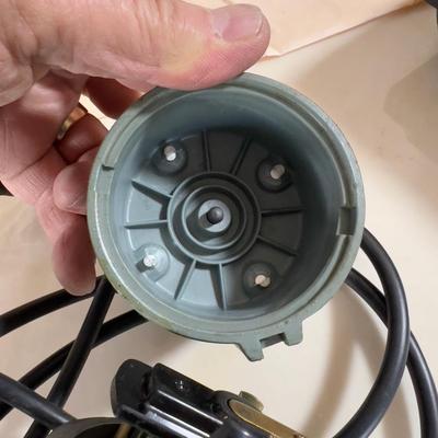 4 Cylinder Distributer D414 - 60  405