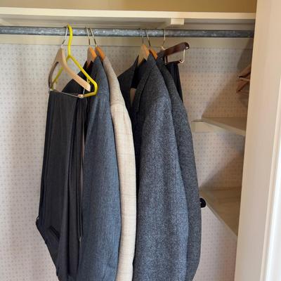 4 Tweed Jackets MEN'S XXL and 52 L 
