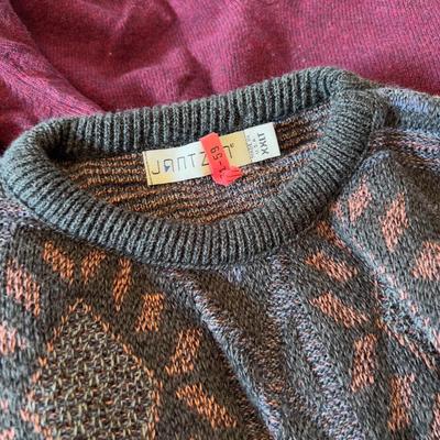 Lot 1 (9) Men's Sweaters Some Wool Some Acrylic 