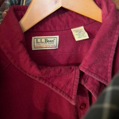 Lot 1 (15) Men's Flannel and Denim Shirts 