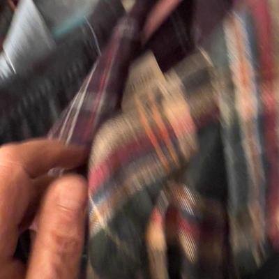 Lot 1 (15) Men's Flannel and Denim Shirts 