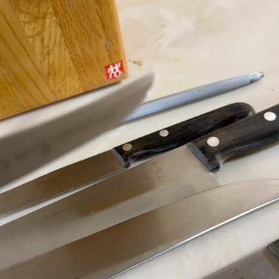 Henckels Knives w/Wood Holder 