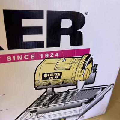 FELKER 3/4 Horse Tile Saw NEW in the Box. 