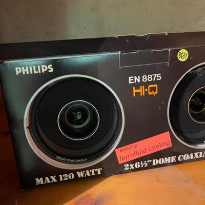 2 Sets of Vintage Car Speakers, Nin Original Box. 