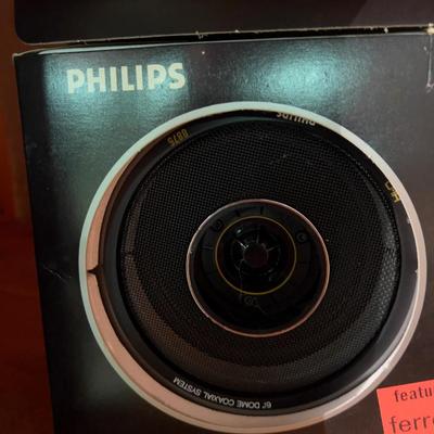 2 Sets of Vintage Car Speakers, Nin Original Box. 