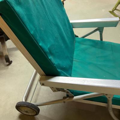 Aluminum Chaise Longe Vintage 1960's