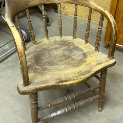 Antique Salon Windsor Chair 
