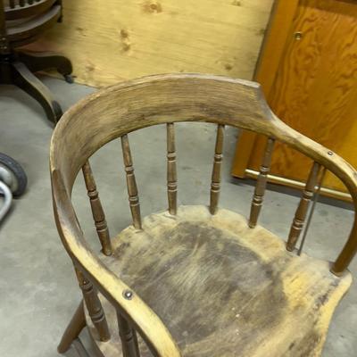 Antique Salon Windsor Chair 