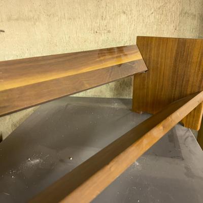 Wood Walnut Book Rack for Desk Top Type 