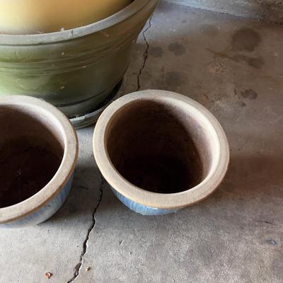 Several Flower Pots, (garage)