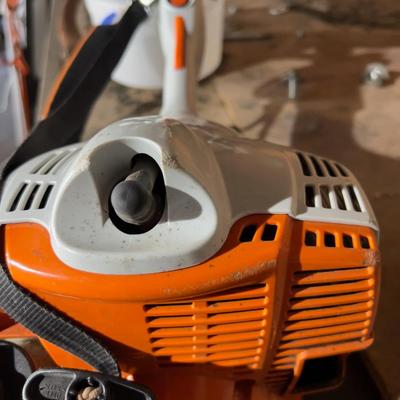 Weed Eater - STIHL (garage)