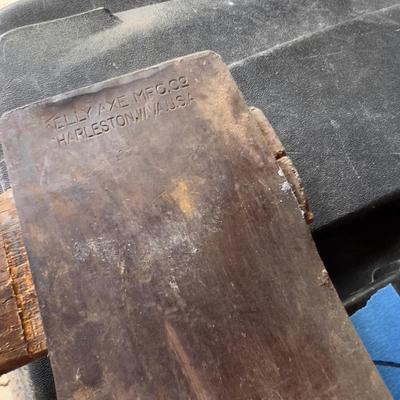 Old Ax KELLY (garage)