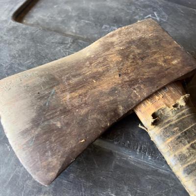 Old Ax KELLY (garage)