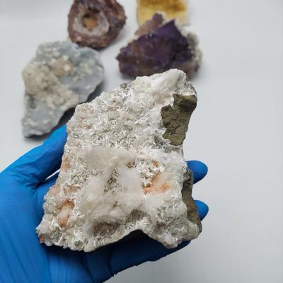Stilbite, Fluorite, Calcite & More (GB-BBL)