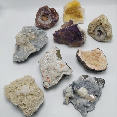 Stilbite, Fluorite, Calcite & More (GB-BBL)