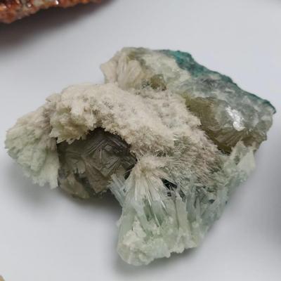 Cavansite, Heulandite, Fluorite & More (GB-BBL)