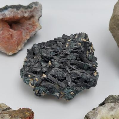 Cavansite, Heulandite, Fluorite & More (GB-BBL)