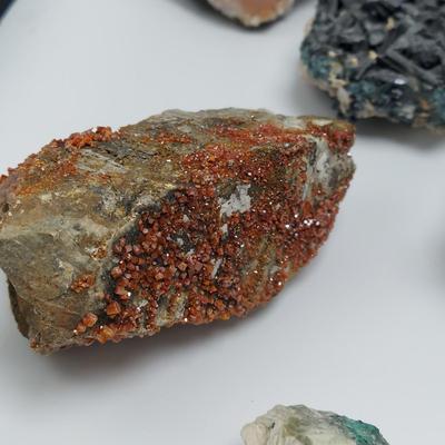 Cavansite, Heulandite, Fluorite & More (GB-BBL)