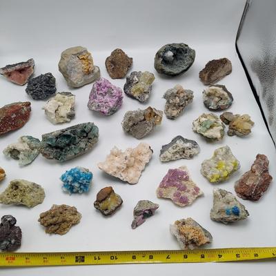 Cavansite, Heulandite, Fluorite & More (GB-BBL)