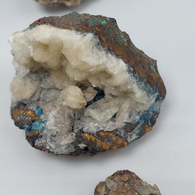 Cavansite, Heulandite, Fluorite & More (GB-BBL)