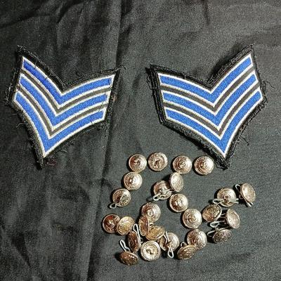 4 Military patches - Sargent, WW2 Air Force- with 26 Waterbury button Co. Collectible Uniform buttons & backs