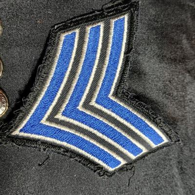 4 Military patches - Sargent, WW2 Air Force- with 26 Waterbury button Co. Collectible Uniform buttons & backs