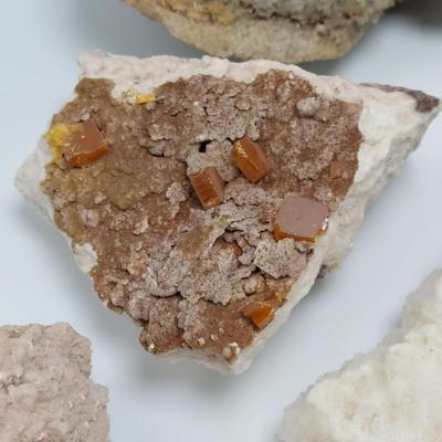 Vanadite, Fluorapatite, Wavelite & More (GB-BBL)