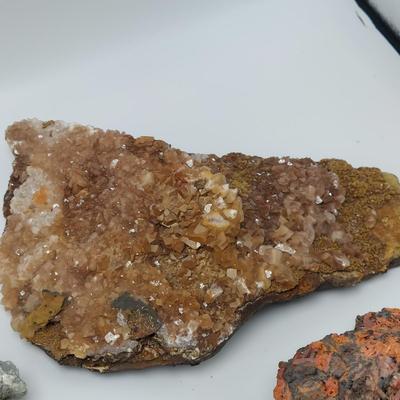 Vanadite, Fluorapatite, Wavelite & More (GB-BBL)