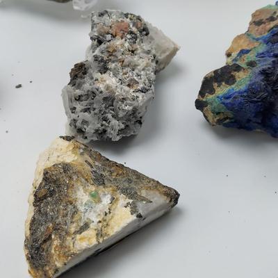 Brochantite, Linarite, Hemimorphite, Chalcopyrite & More (GB-BBL)