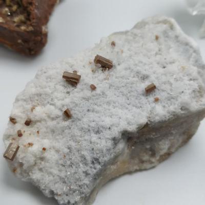 Brochantite, Linarite, Hemimorphite, Chalcopyrite & More (GB-BBL)