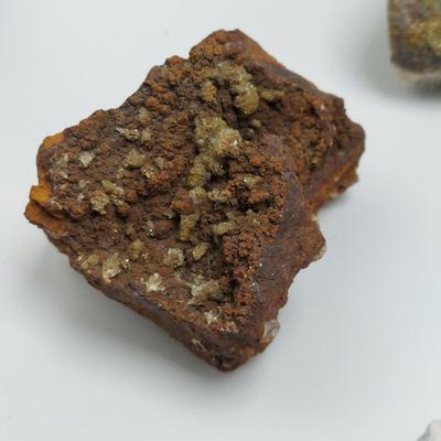 Brochantite, Linarite, Hemimorphite, Chalcopyrite & More (GB-BBL)