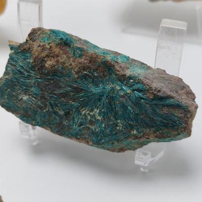 Brochantite, Linarite, Hemimorphite, Chalcopyrite & More (GB-BBL)
