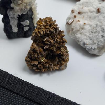 Brochantite, Linarite, Hemimorphite, Chalcopyrite & More (GB-BBL)