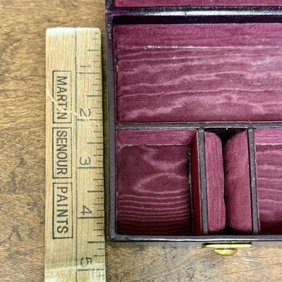 Sale Photo Thumbnail #503: Hinged lid with snap latch closure. Lined inside.  Good condition.
