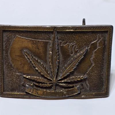 1776-1976 200 Years US Homegrown La Venta Bloomington Ind. Marijuana Hall of Fame Belt Buckle & Green and Silver Weed belt buckle