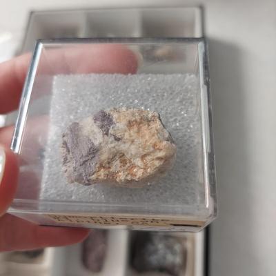 Creedite & More Crystal Displays (GB-BBL)