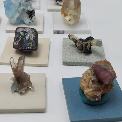 Creedite & More Crystal Displays (GB-BBL)