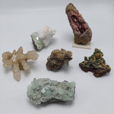 Creedite & More Crystal Displays (GB-BBL)