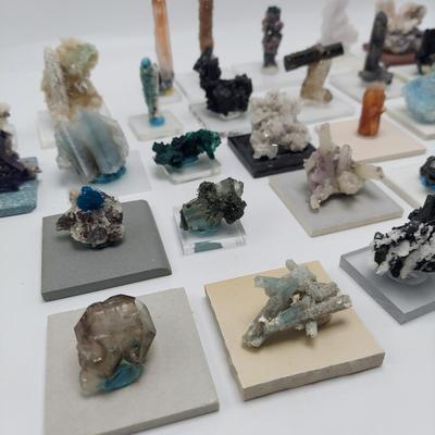 Creedite & More Crystal Displays (GB-BBL)