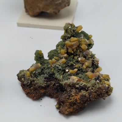 Creedite & More Crystal Displays (GB-BBL)