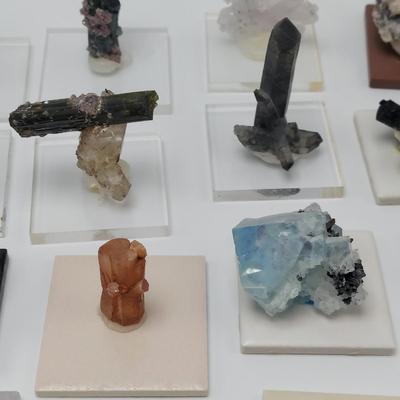 Creedite & More Crystal Displays (GB-BBL)