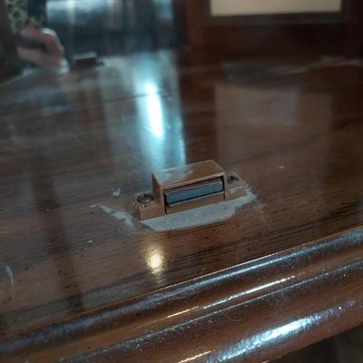 Mirror Back Curio Cabinet (GB-BBL)