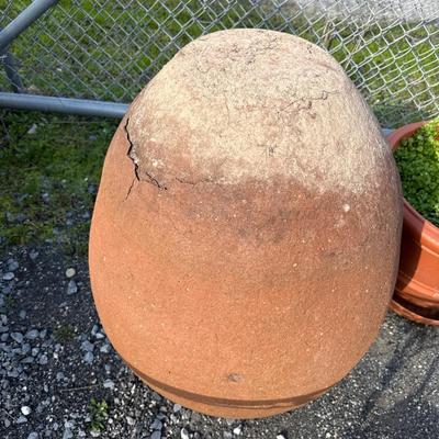 Sale Photo Thumbnail #237: Crack on the rim
Measures: 34" high x 24" largest diameter