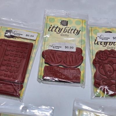 Crafting Stamps - Brand new - Dare 2B Artzy clear stamps - Red Rubber unmounted stamps - Unity stamp Company stamps